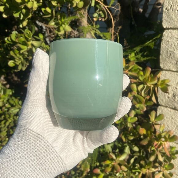 Glassybaby Breathe Votive Candle Holder Green Hand Blown Glass Pre Triskelion - Picture 2 of 8